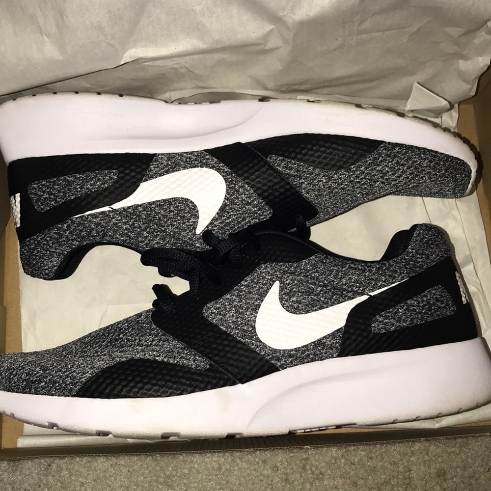 Nike Kaishi Shoes